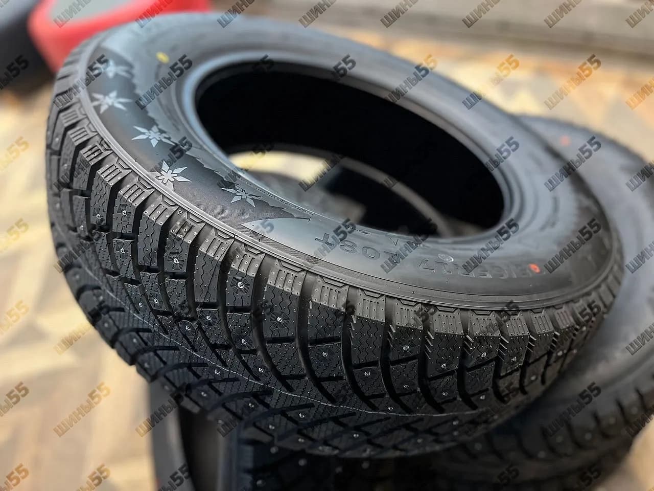 235/65R17 Fortune Polaro Ice (108T)