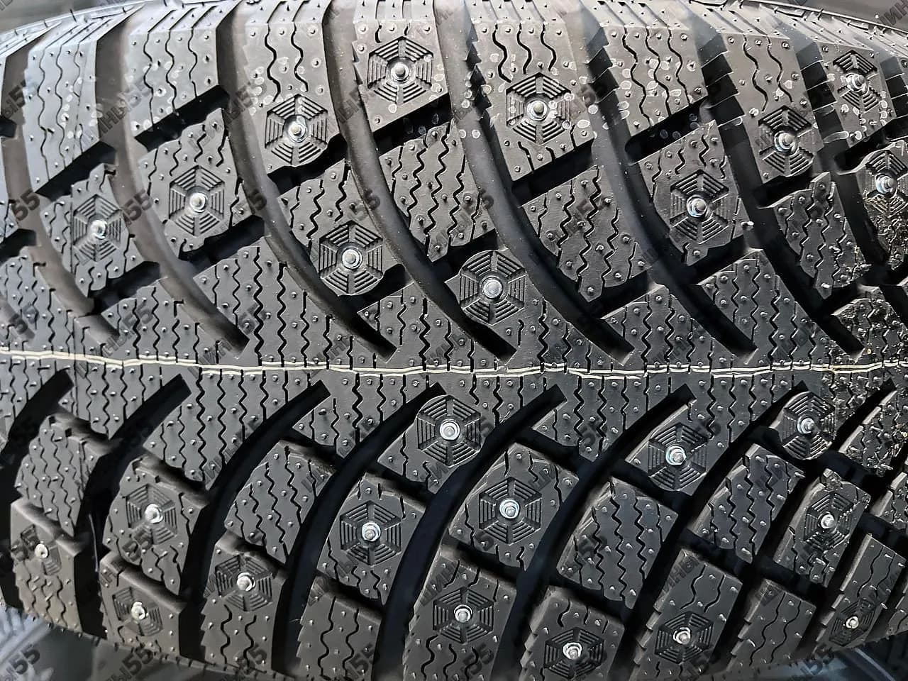 185/60R15 Fortune Polaro Ice (88T)