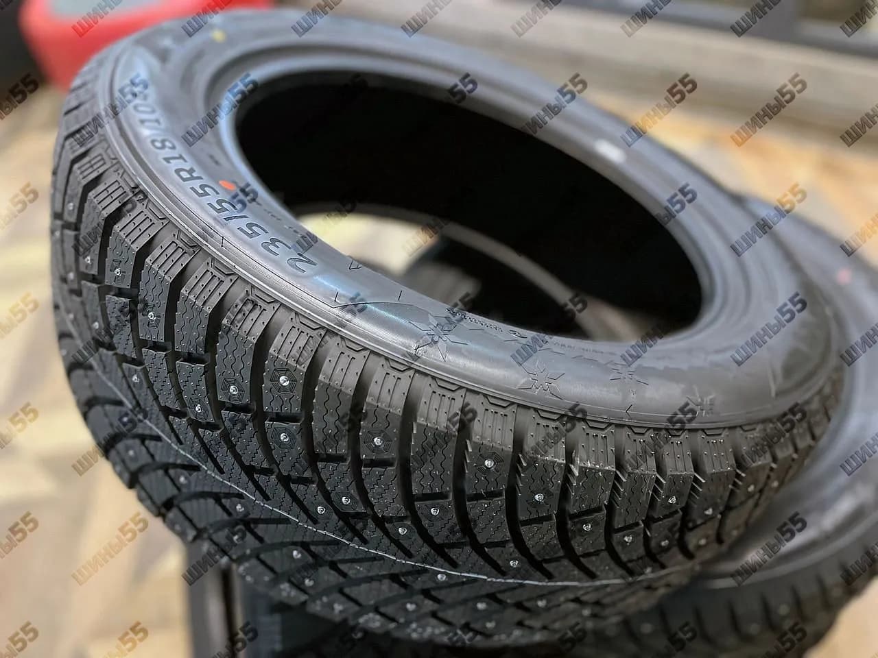 235/55R18 Fortune Polaro Ice (104T)