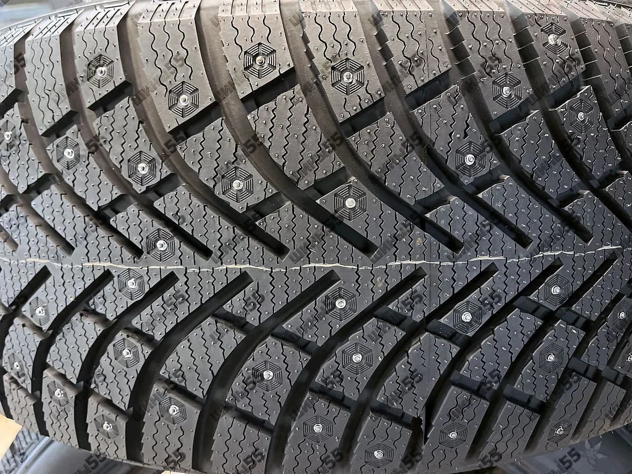 255/50R20 Fortune Polaro Ice (109T)