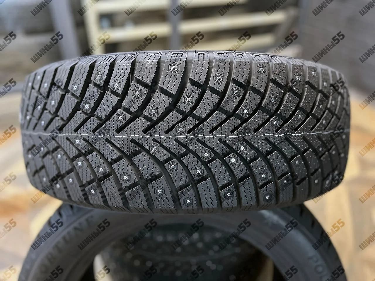 235/55R19 Fortune Polaro Ice (105T)