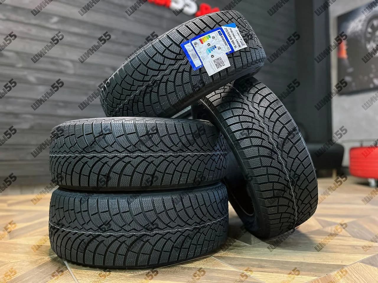 215/55R18 Fortune Polaro Snow (99H)