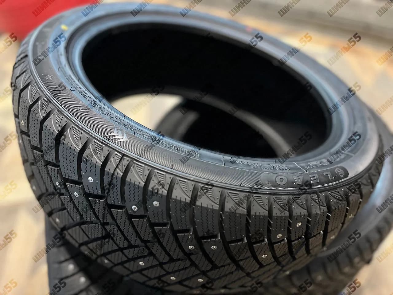 225/45R17 LingLong Leao Winter Defender Grip (94T)