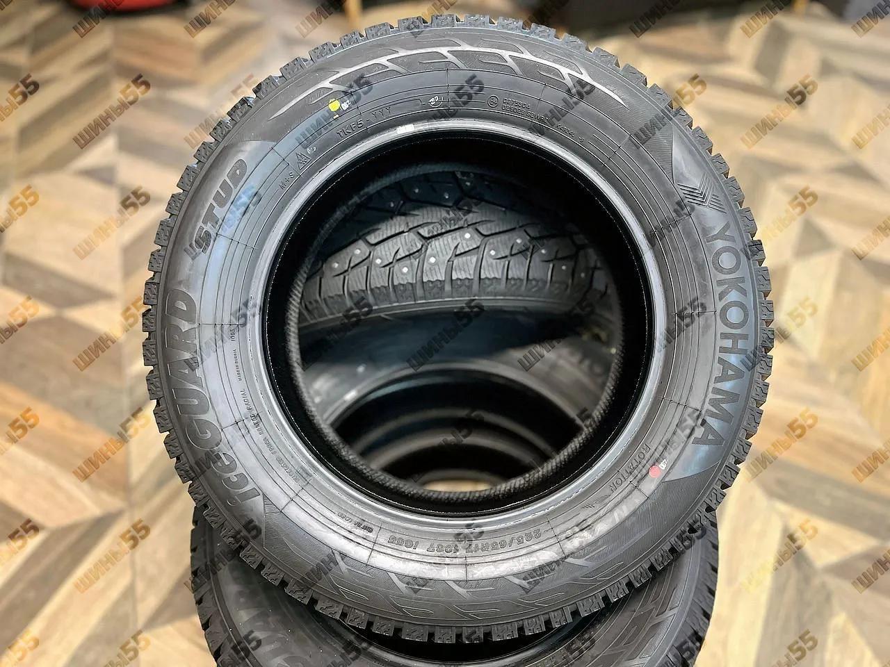 225/65R17 Yokohama IceGuard IG55 (106T)