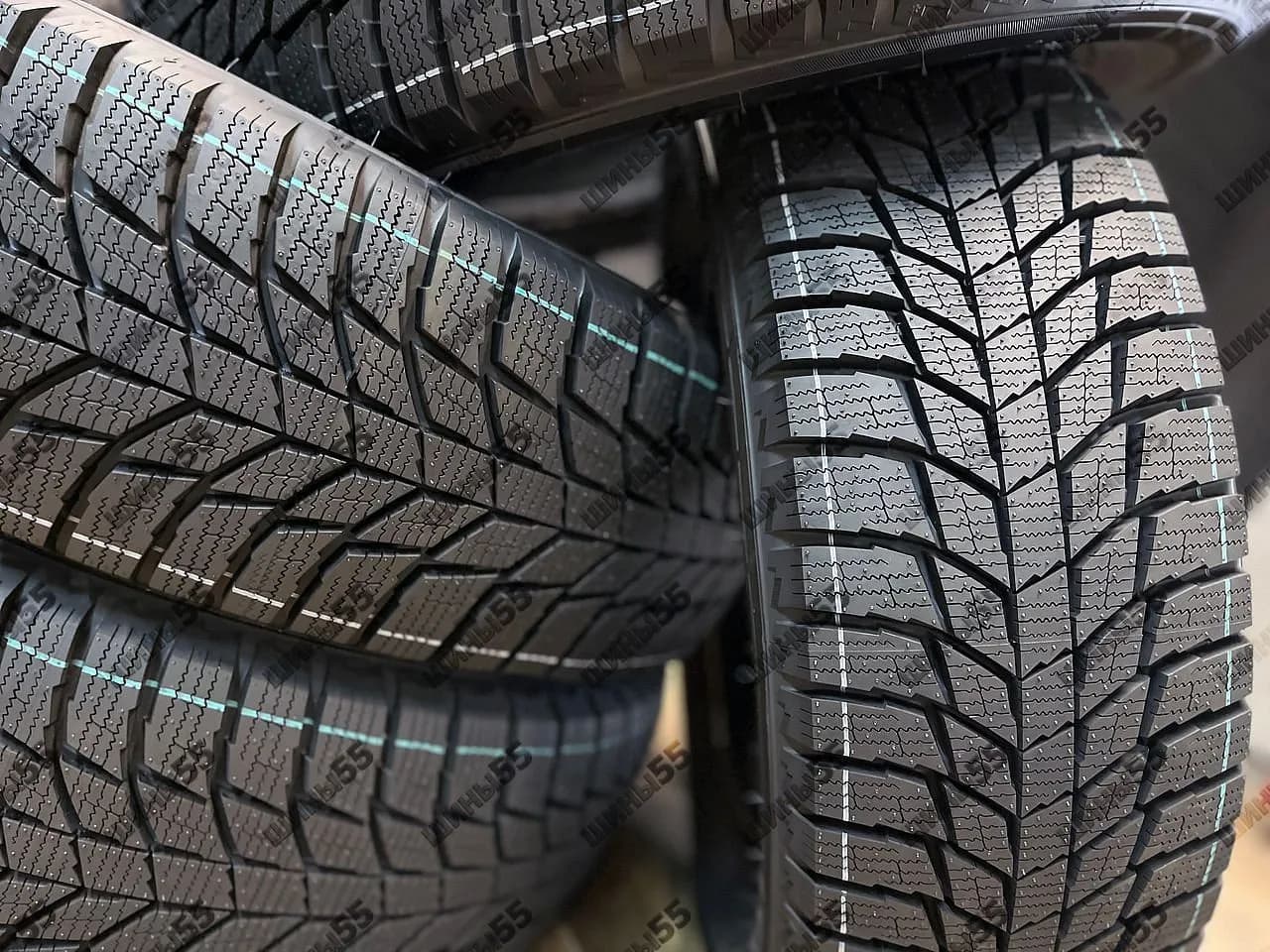 225/65R17 Triangle Trin PL01 (106R)