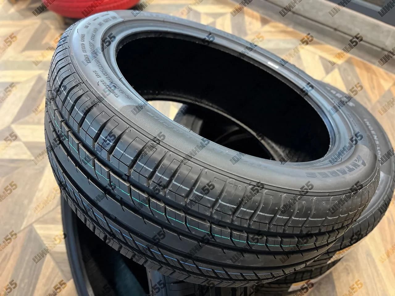 245/45R19 Antares Ingens-Locus (102W)