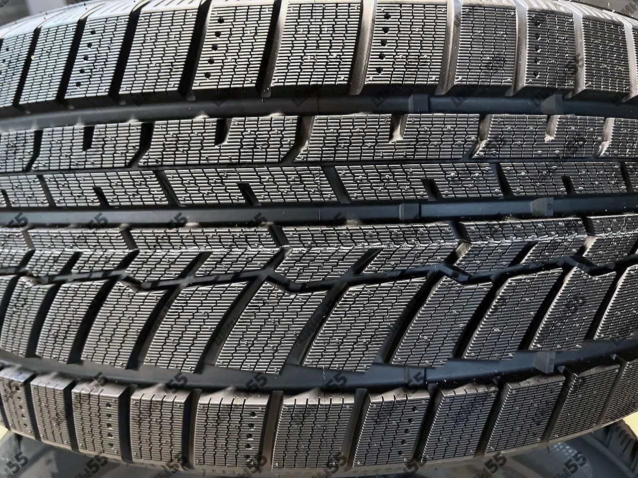 265/65R17 Fortune FSR-901 SnowFun (116H)