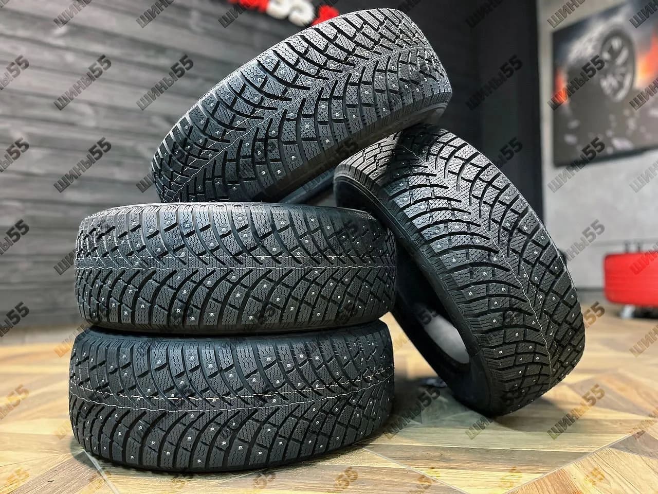 205/50R17 Fortune Polaro Ice (93T)
