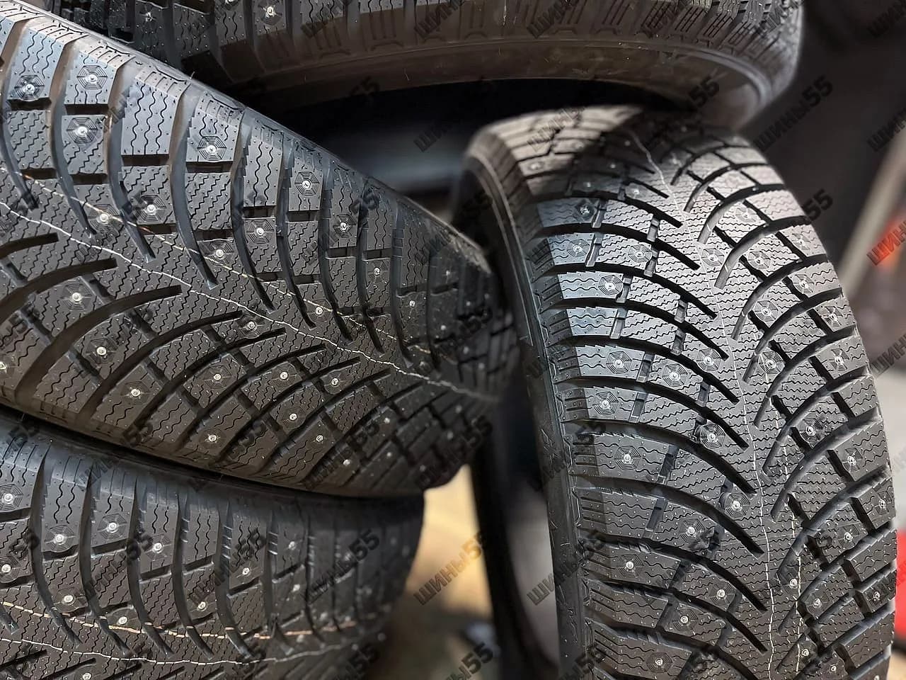 205/50R17 Fortune Polaro Ice (93T)