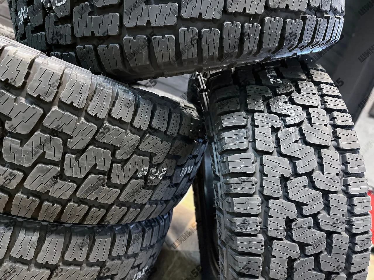 235/65R17 Pirelli Scorpion All Terrain plus (108H)