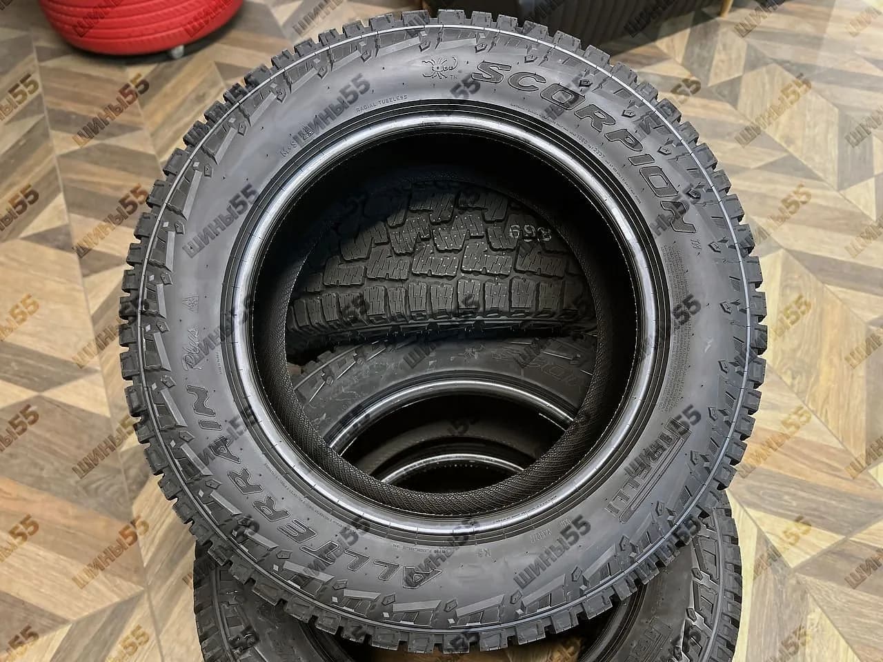 235/65R17 Pirelli Scorpion All Terrain plus (108H)